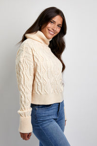 Cropped Cable Knit Raundi